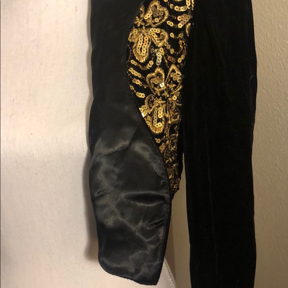 GORGEOUS Black Velvet Bolero with Gold Sequins - Picture 4 of 5